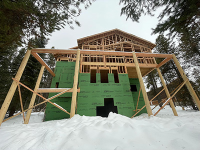 Framing a custom cabin back deck in Island Park